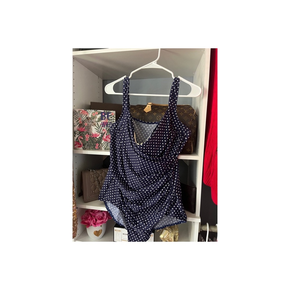 🩱One Piece Swimsuits Tummy Control Navy Polka Dot 🤍🏊🏼‍♀️